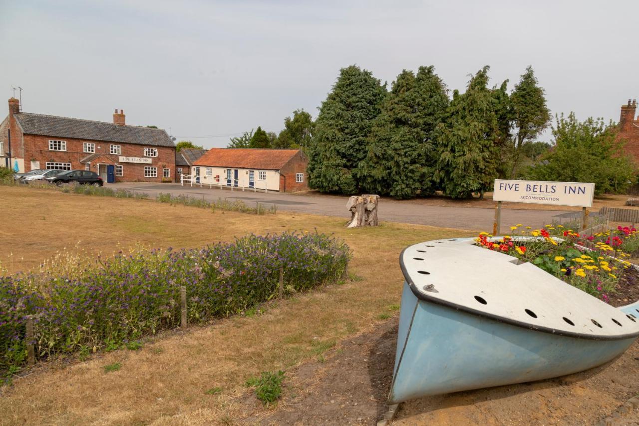 Five Bells Inn, Wrentham Экстерьер фото